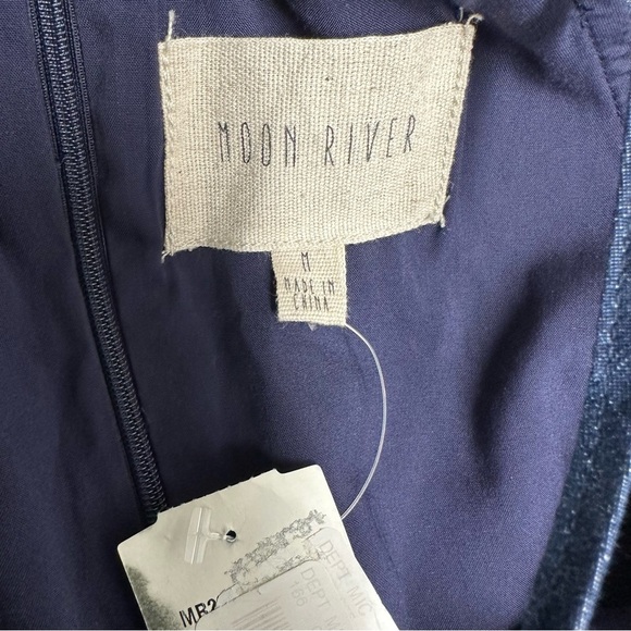 MOON RIVER Stylish chambray Romper with Floral Embroidery - Picture 10 of 16